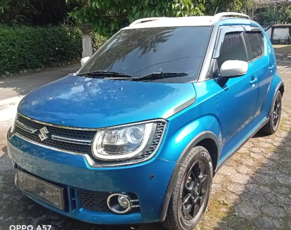 Dijual Suzuki ignis GX AGS Biru putih th 2017