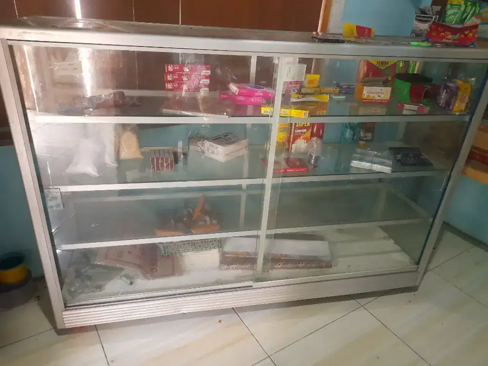 Jual etalase ukuran 150cm