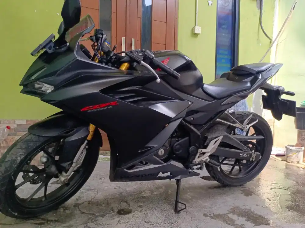 Honda CBR New 150CC LED Tahun 2021 PajakHidup Mesin Halus Siap GasPOLL