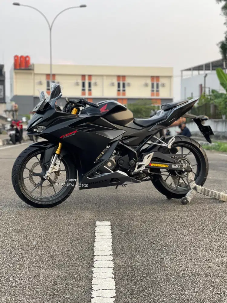 Cash/ Kredit [DP 500] CBR 150 R 2022 Barang Bagus Mulus
