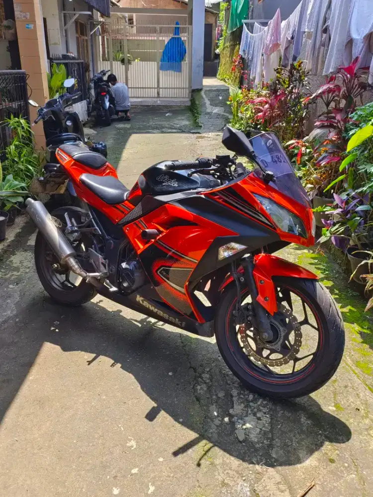 Ninja 250cc 2013 Orange Limited Edition