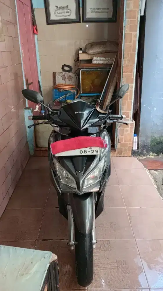 Vario KZR 125 2014