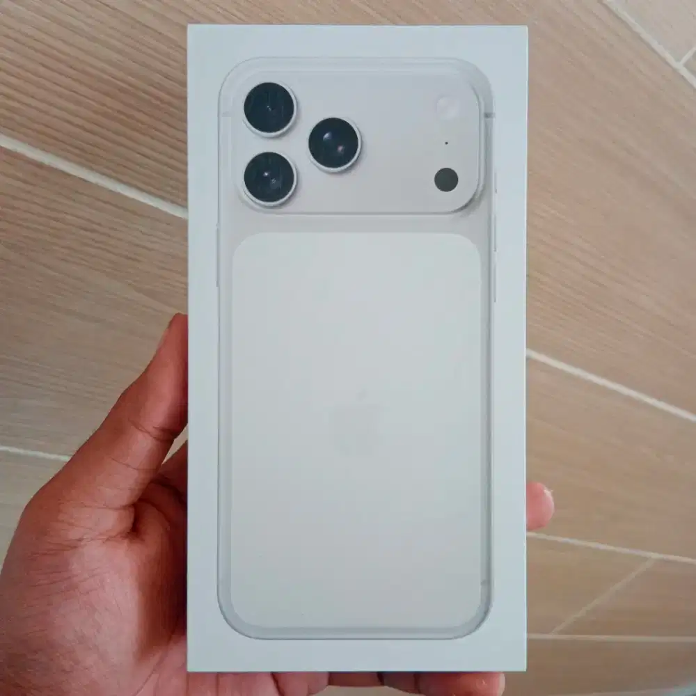 Iphone 17 ProMax Silver 512GB Garansi iBox Barang Baru dan Segel