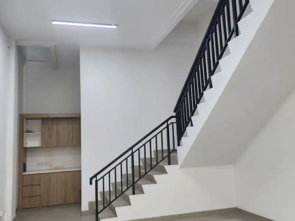 Sewa Ruko Golf Island lokasi bagus dekat area pagi sore siap pakai