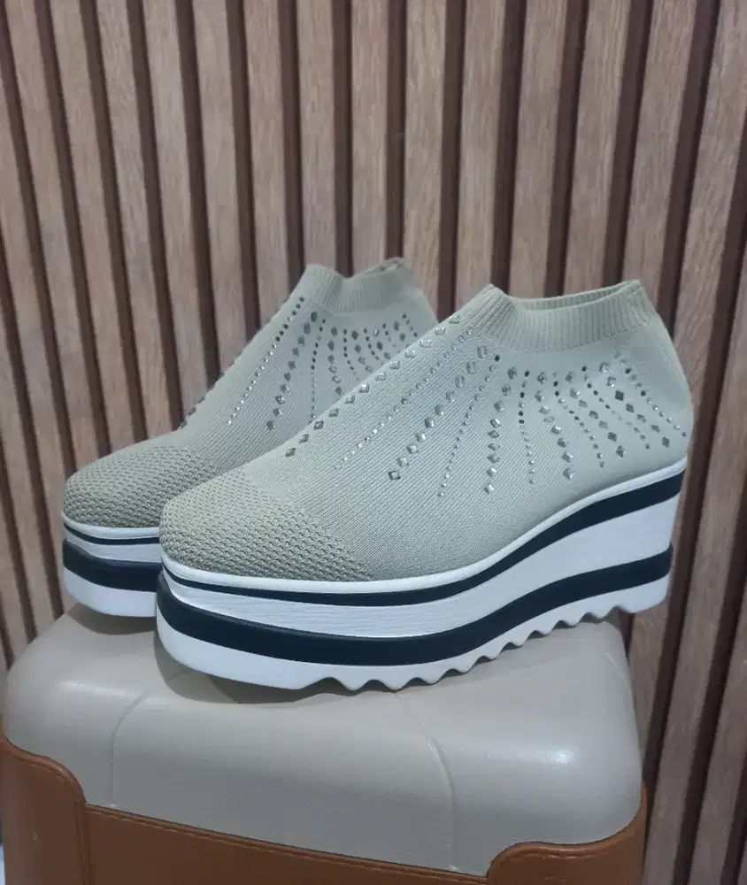 Dijual Sepatu Wanita No.39 sempat viral pada jamannya