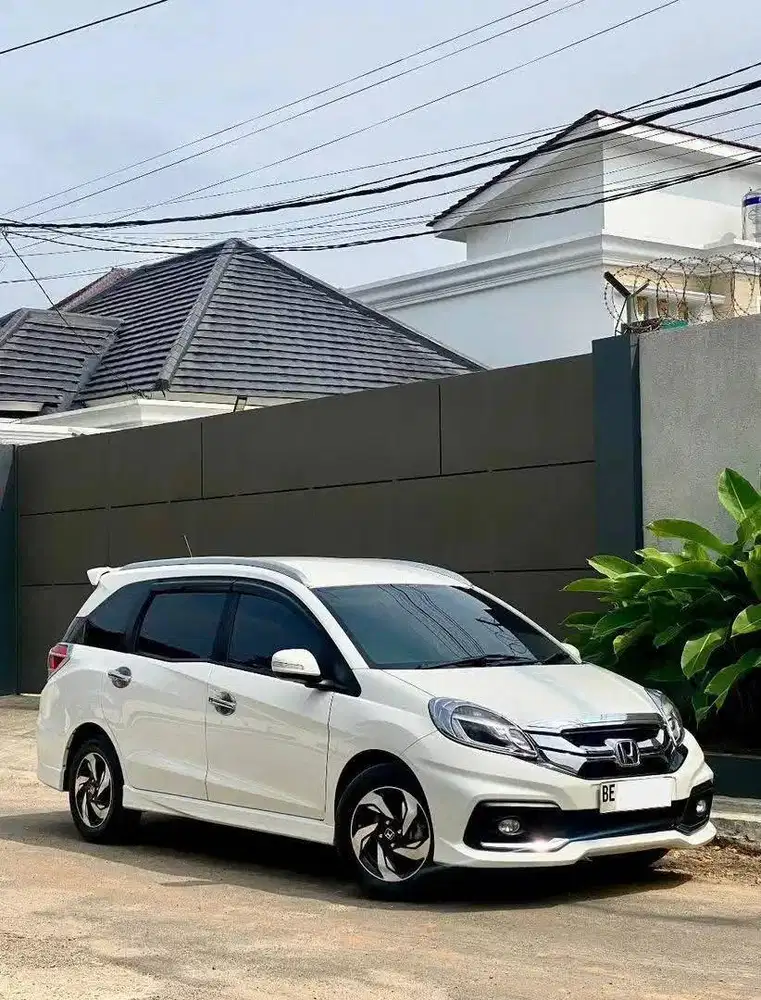 Honda Mobilio RS Limited AT 2014
