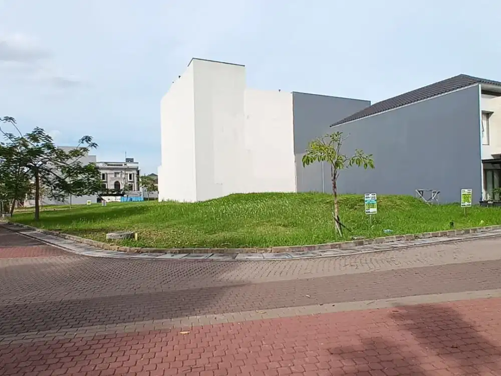 Kavling Hoek Ngantong Sonata ,Golf Island Pik View Depan Taman