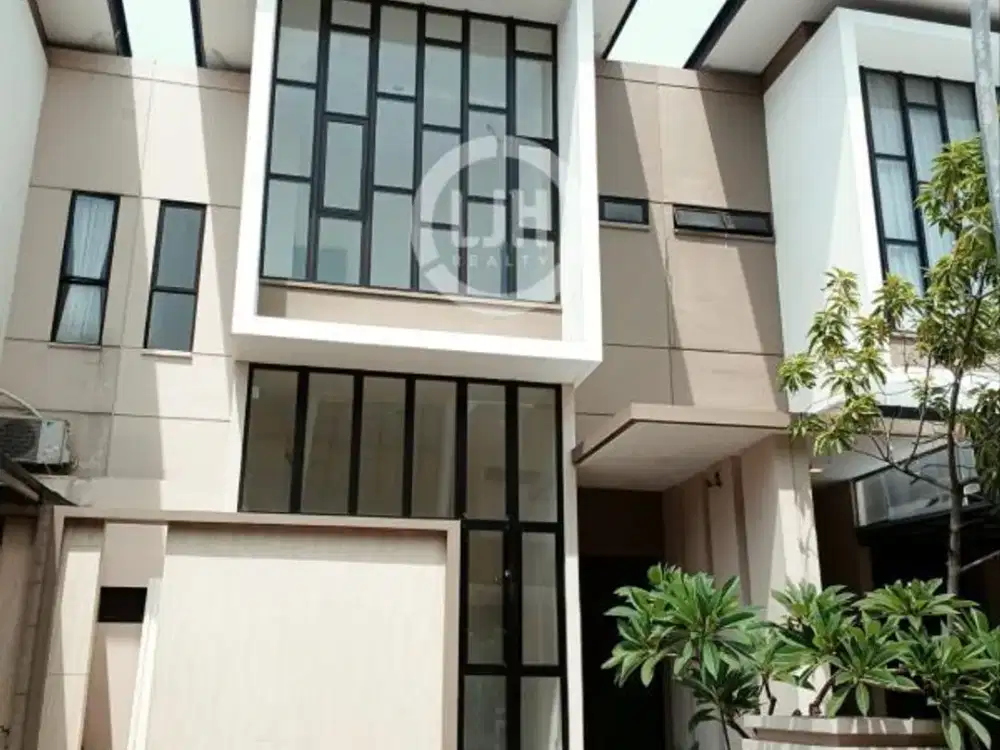 Rumah Mewah di JGC Cluster Semayang, Cakung, Jakarta Timur