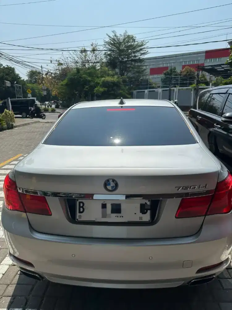 BMW F01 750Li V8 4.4 TwinTurbo 2009 AT