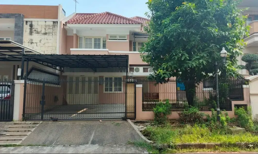 Rumah Eksklusif 2 Lantai Full Furnish – Taman Marina Ancol