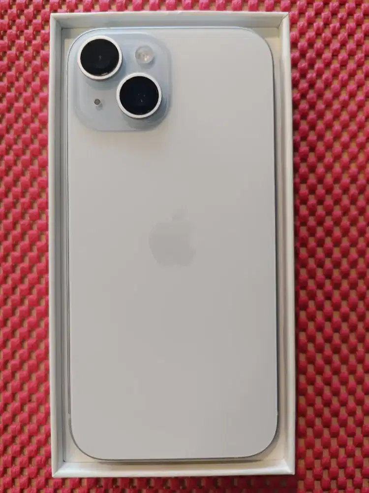 iPhone 15 basic 128gb blue