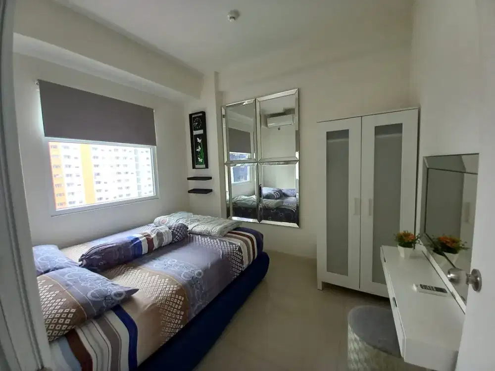 GREEN PRAMUKA CITY APARTEMEN 2 BEDROOM FULL FURNISHED TOWER SCARLET ATAS MALL PERTAHUN TENGAH KOTA JAKARTA PUSAT