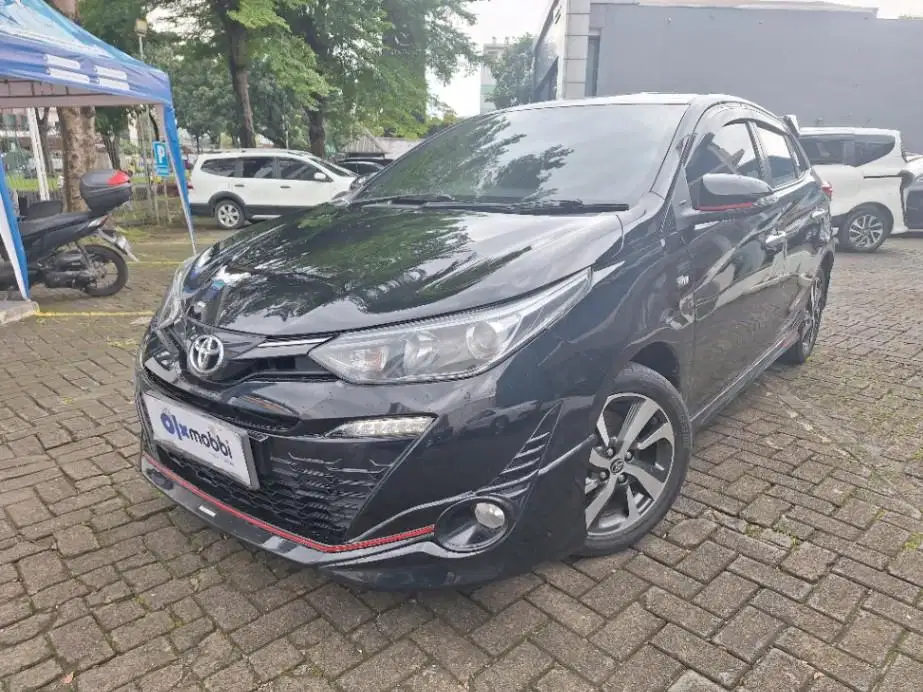 Toyota Yaris 1.5 TRD Sportivo Bensin-AT 2018 Hitam