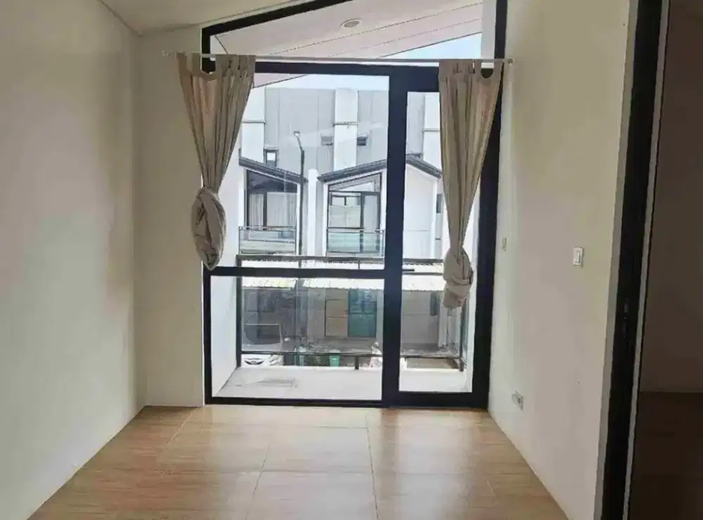 Rumah cendana essence Dijual cepat over kredit