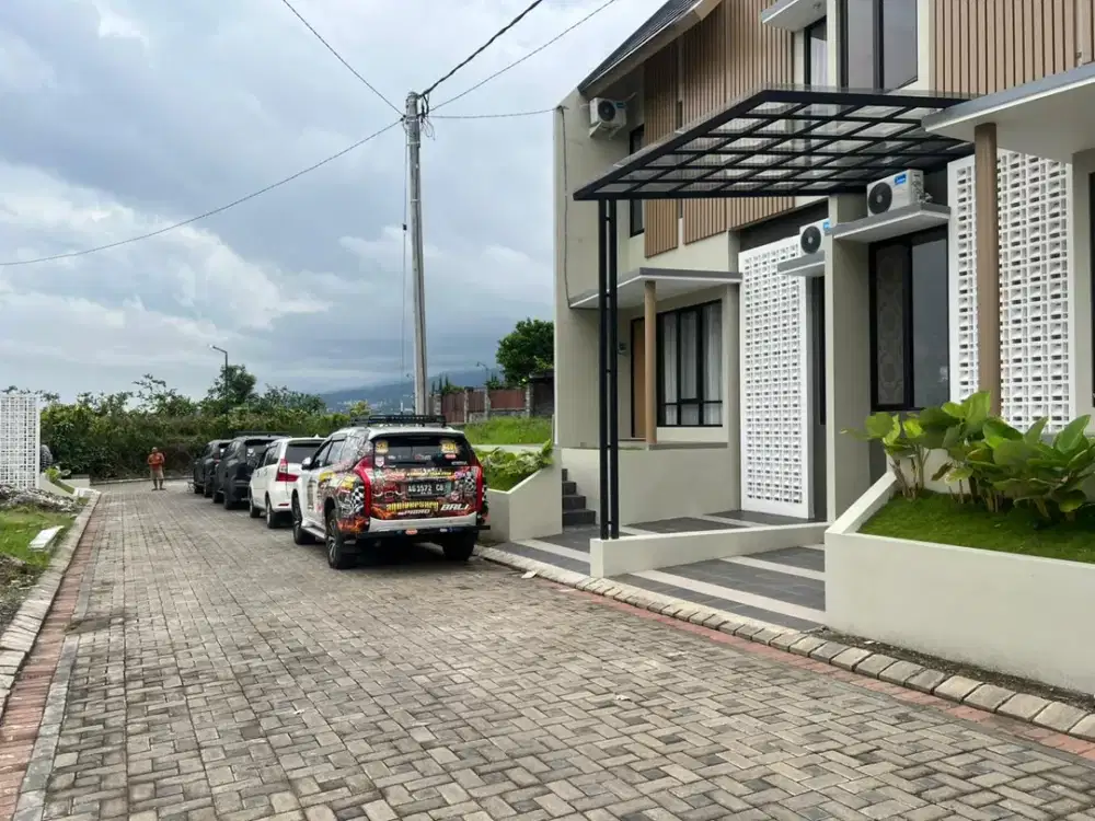 Villa Eksklusif 2 Menit ke Wisata Selecta & Alun-Alun Batu – Full Furnished, SHM