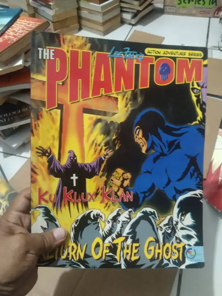Komik phantom bahasa inggris