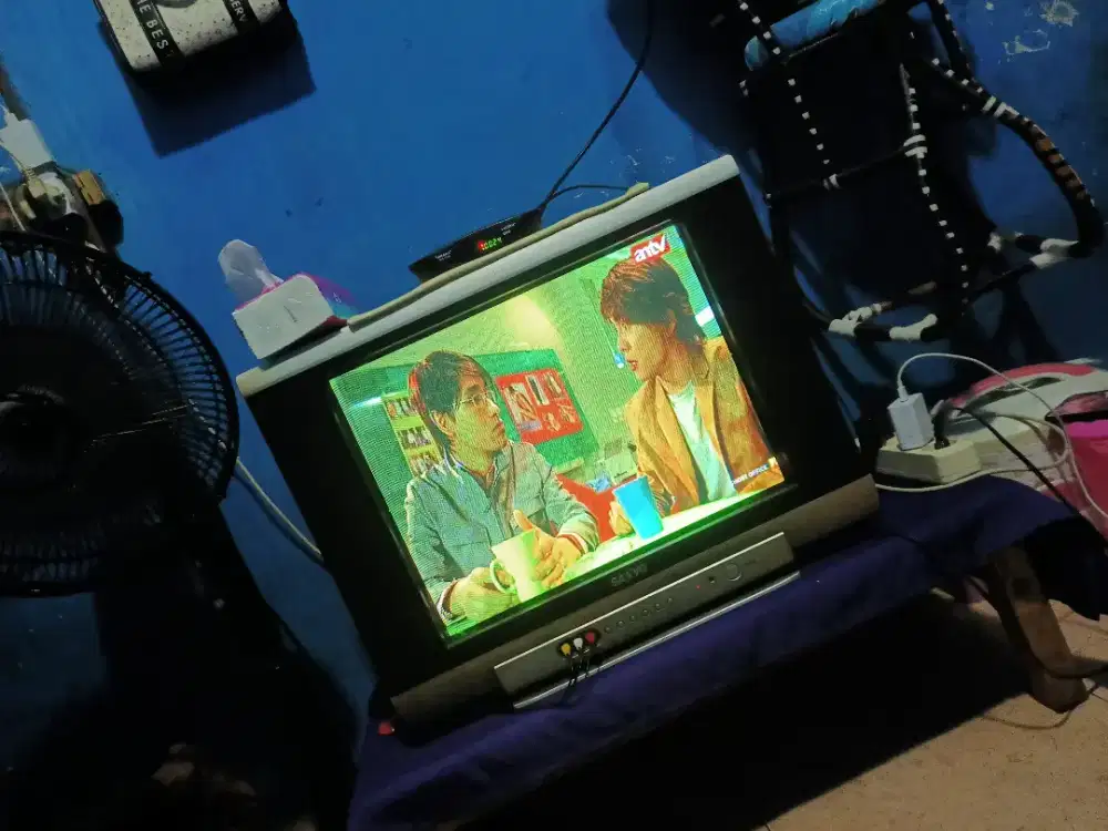 Tv Tabung sepaket STB
