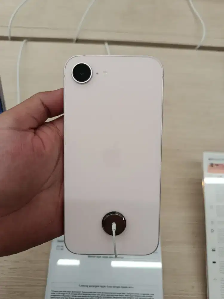 iPhone 17e 256GB Soft Pink, CICILAN 0% DP TANPA KARTU KREDIT