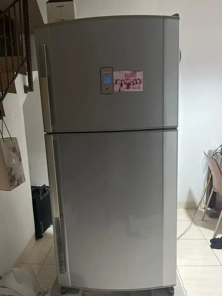 Kulkas sharp 500liter