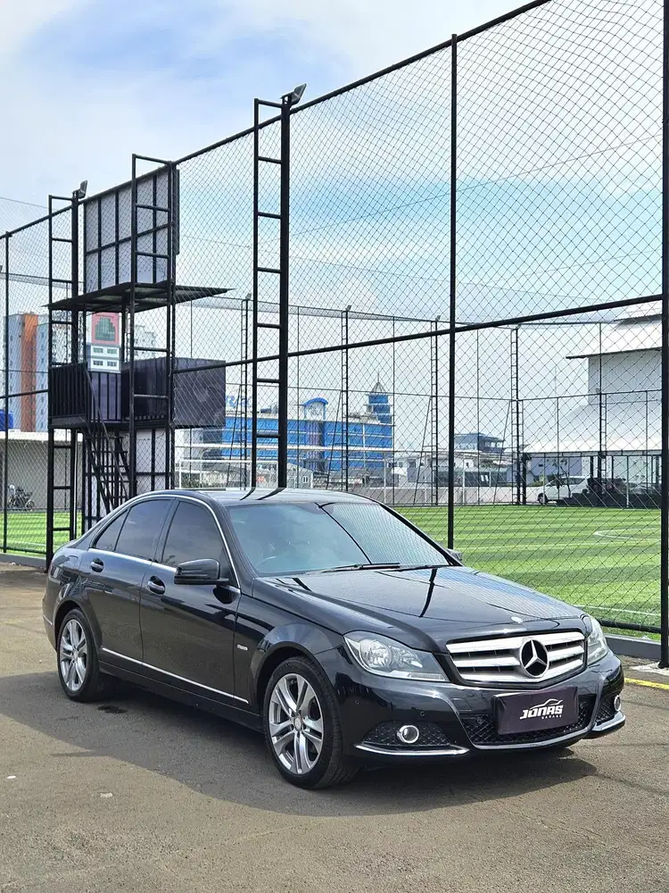 MERCY C200 AVG 2012 HITAM #C 200
