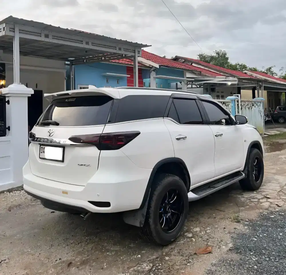 Toyota fortuner srz 4x2 bensin 2016