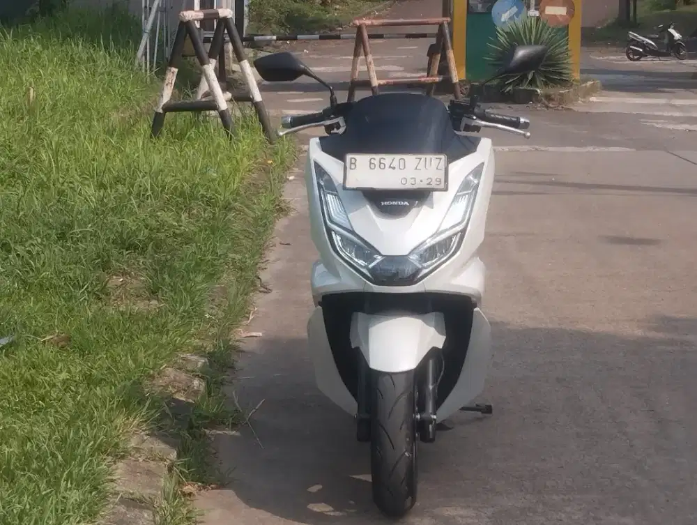 Honda PCX CBS iss