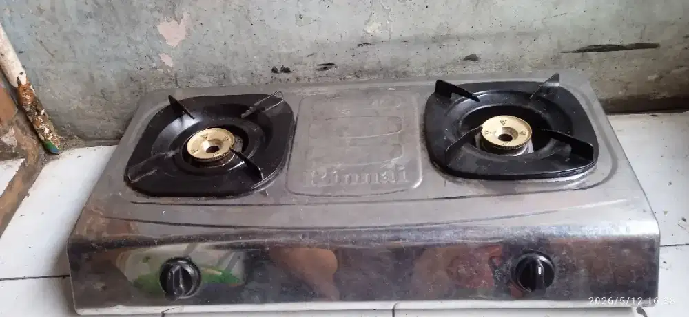 Kompor gas RINNAI 2 tungku RI-522E