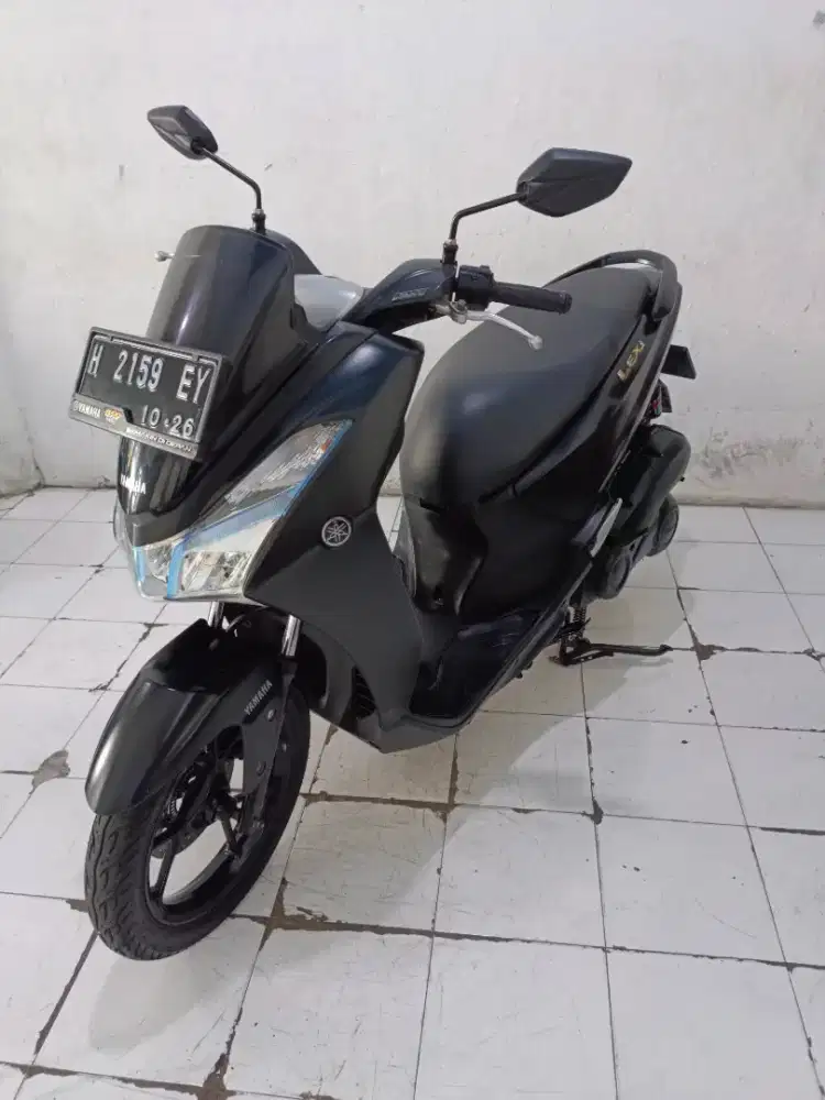 Lexi thn 2021 hitam