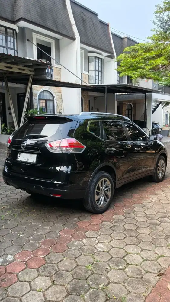 Nissan X-Trail 2015 Bensin