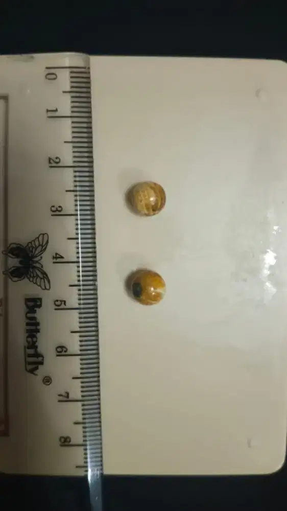 Gemstones untuk perhiasan