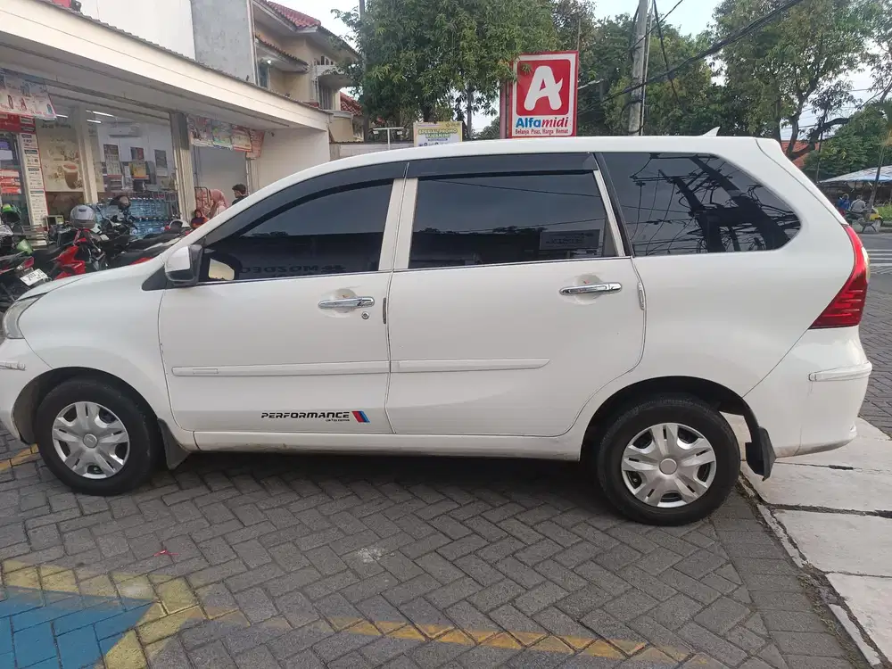 Daihatsu Xenia 2017 Bensin
