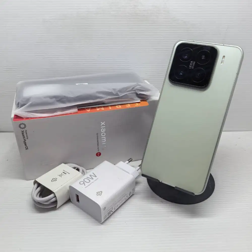 LIKE NEW 99.% FULLSET  99% XIAOMI  15 5G 12/256 LEICA GREEN  NO MINUS