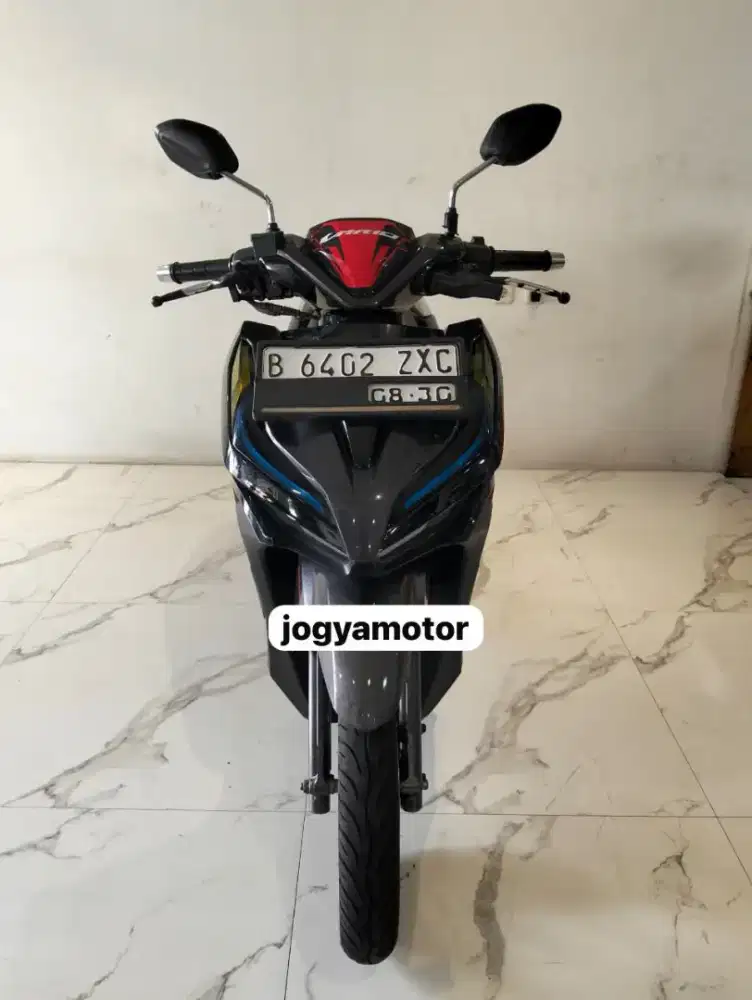 1 - NVARIO 125 CBS Tahun 2018