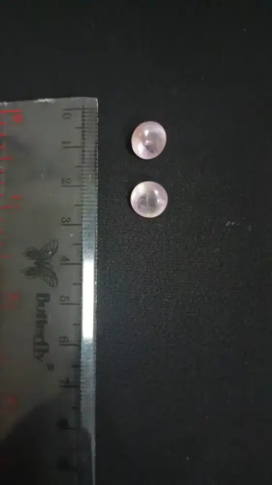 Gemstones untuk perhiasan