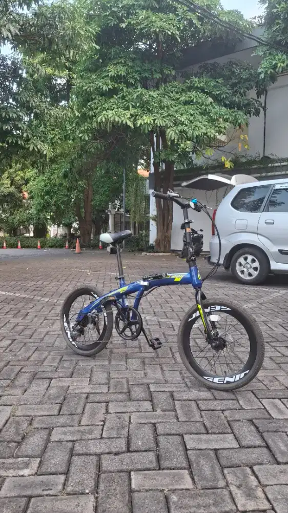 Sepeda Genio F-211