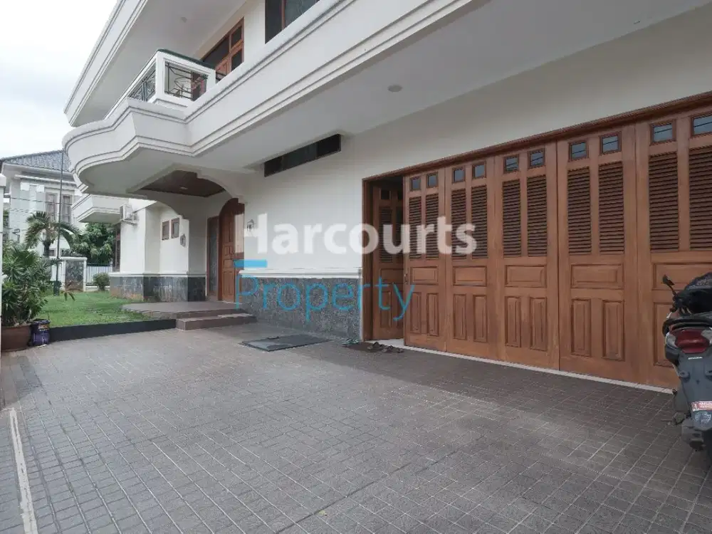 Disewakan Rumah Bagus dan Terawat Lokasi Strategis Area Cipete