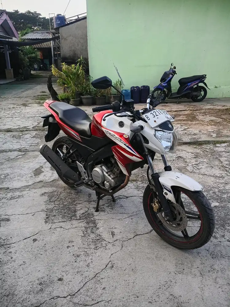 YAMAHA VIXION 2014