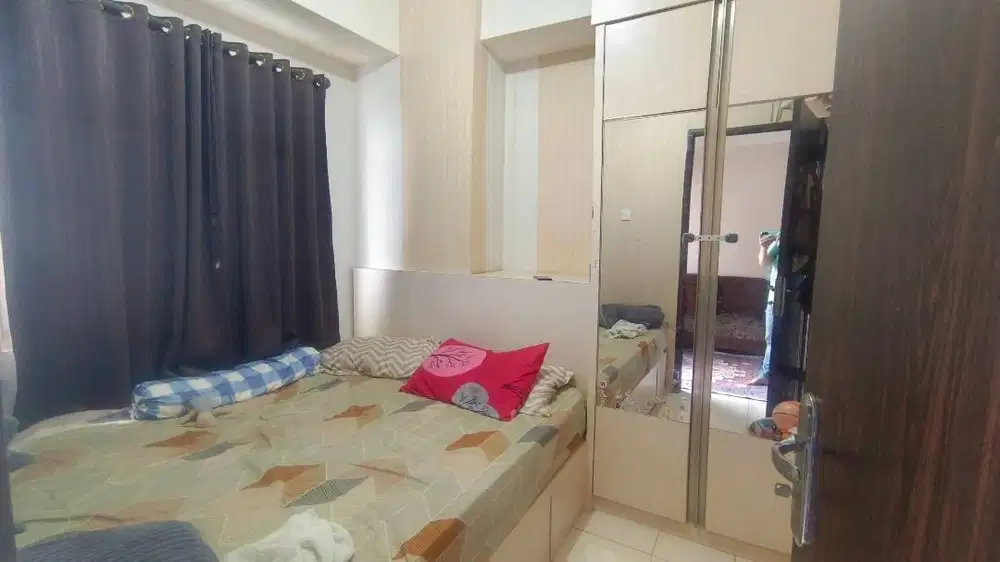Dijual rugi apartemen 2 bed room corner full furnish di serpong green