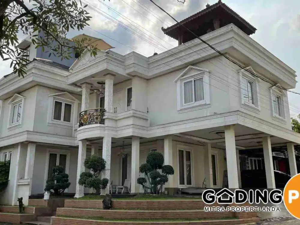 DIJUAL 

Rumah Hook 2,5 lantai Fully Furnished di Boulevard Cibubur Country