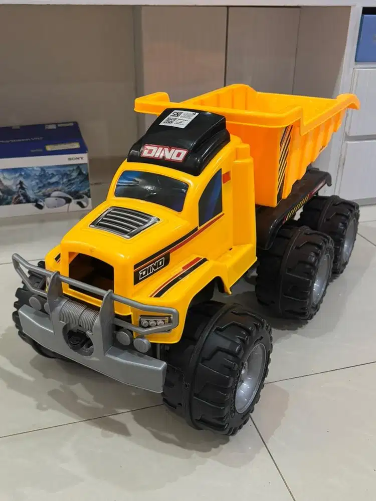 Truck Mainan / Truck Pasir Mainan /  Truk Mainan / Mobil Mainan