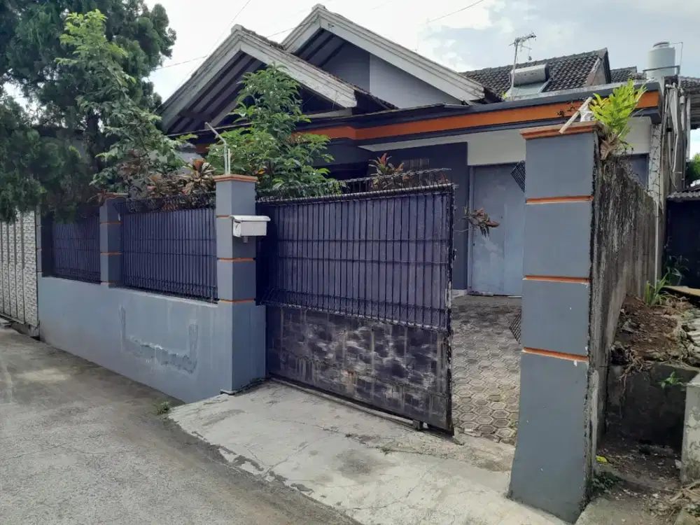 TURUN HARGA ! RUMAH NYAMAN DAN TENANG DALAM KOMPLEK ONE GATE SYSTEM DI BINONG BANDUNG