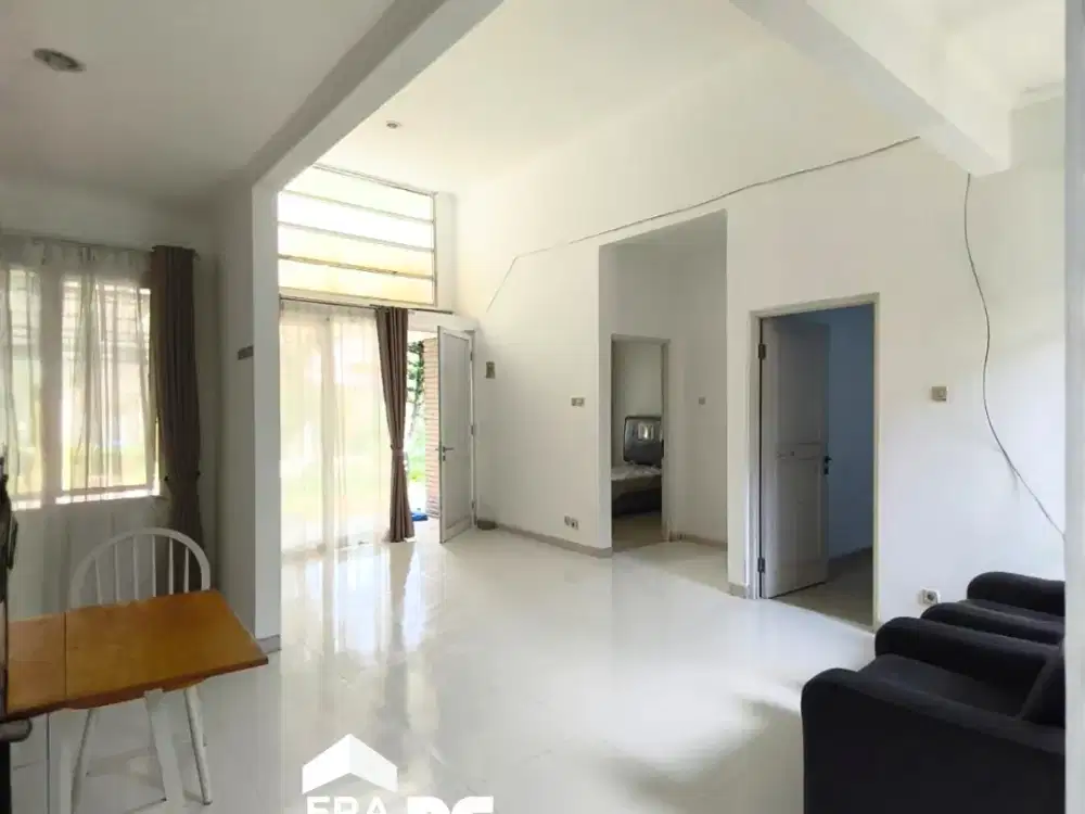 SEWA Rumah di Kawasan Elit dan Sejuk di Graha Taman Pelangi BSB Semarang