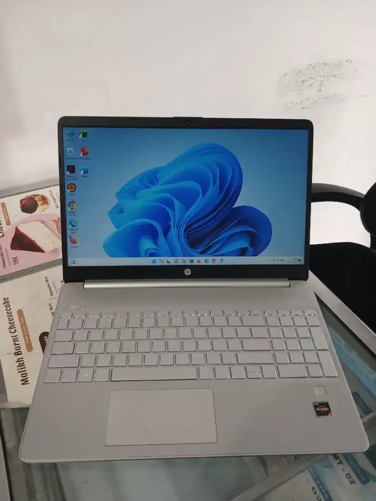 Laptop Hp 15s Amd Ryzen 7 3700U Ram 8 Ssd 256 Touscreen