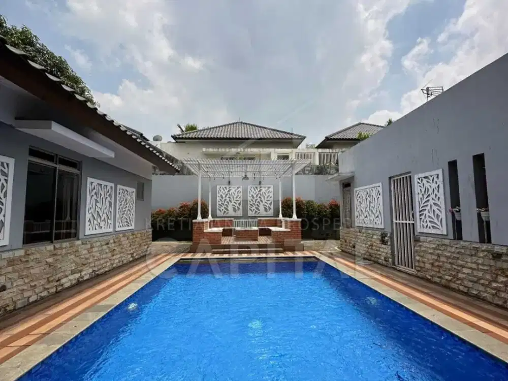 RUMAH KEREN FULLY FURNISHED DILENGKAPI KOLAM RENANG DI KOTA BARU PARAHYANGAN TATAR RATNASASIH