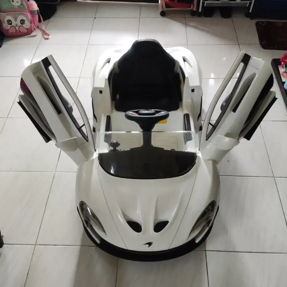 Mobil Aki Mainan Anak - Pliko McLaren P1 PK3878N