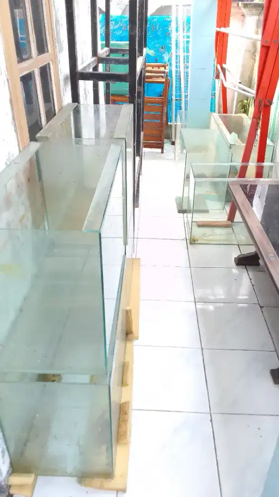Aquarium bekas murah