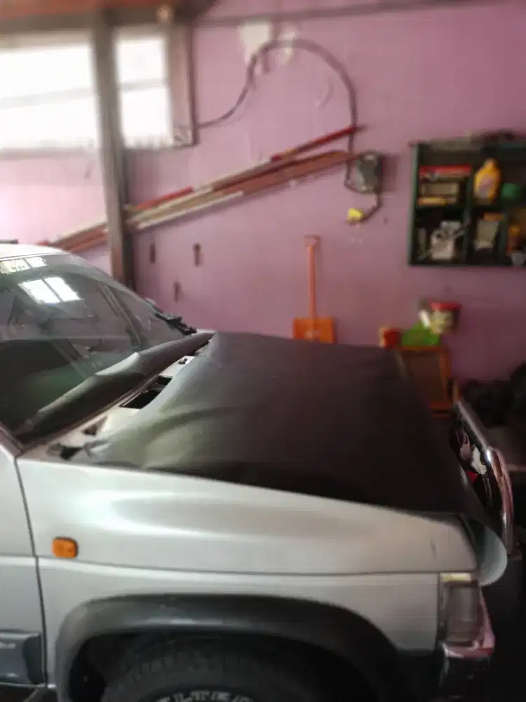 WRAP STICKER MOBIL HITAM DOF