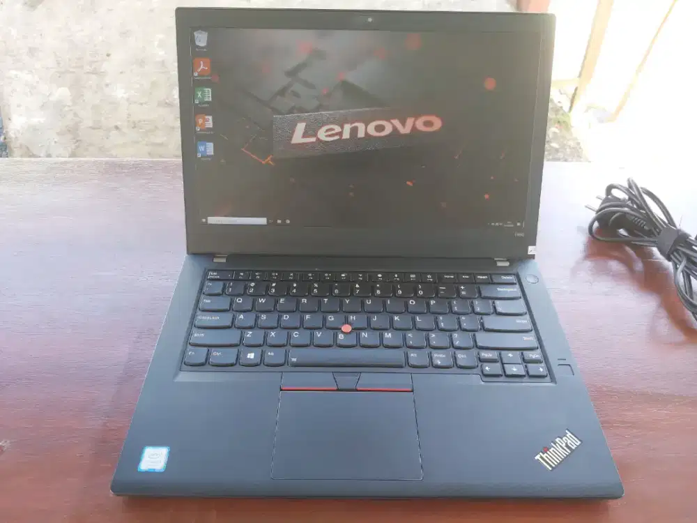Laptop Lenovo Thinkpad T480 Proc Intel i5 RAM 8GB SSD 256 FULL HD