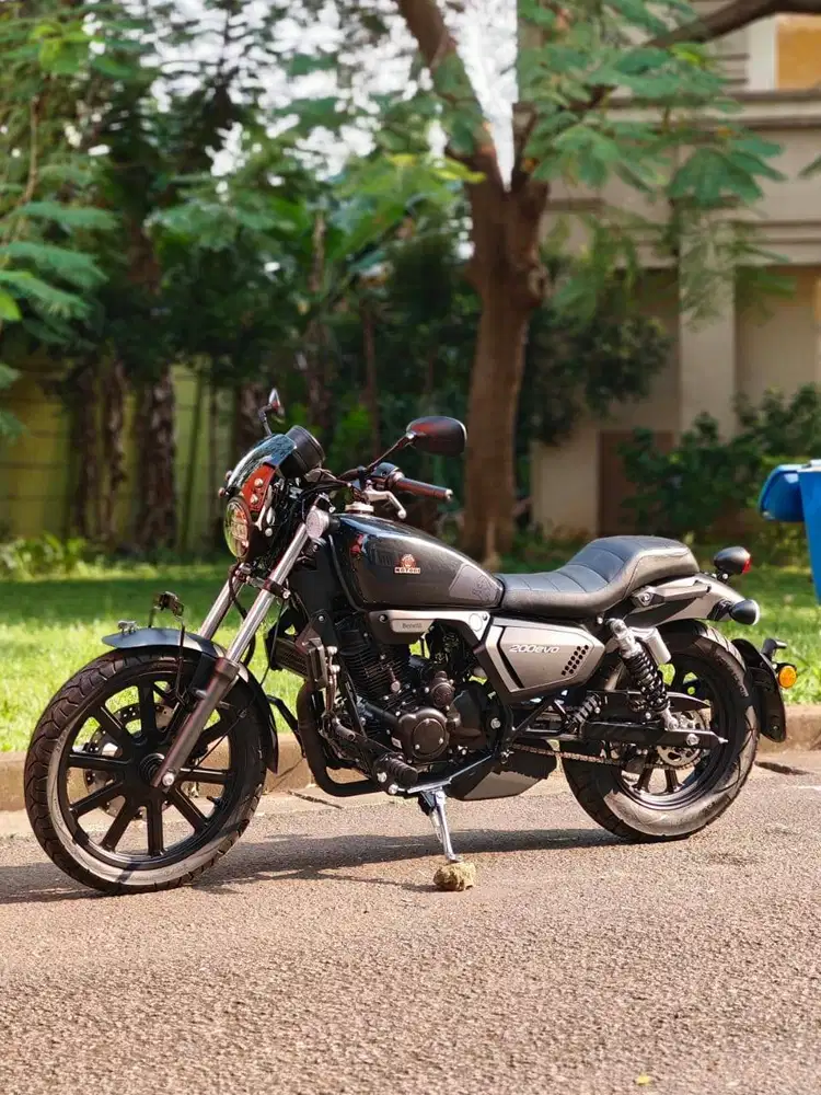 BENELLI MOTOBI 200 EVO HITAM 2025 KM 10 PERAK PAJAK ON SUPER MULUS
