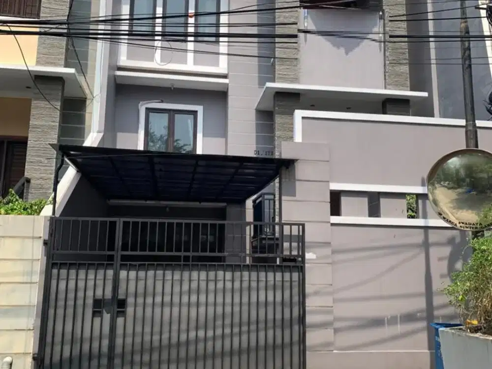 Dijual Rumah 2 Lantai Hadap Utara SHM Di Sunter Garden Jakarta